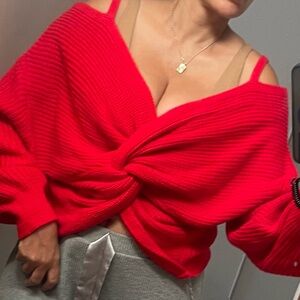 Vibrant Red Off-the-Shoulder Sweater S